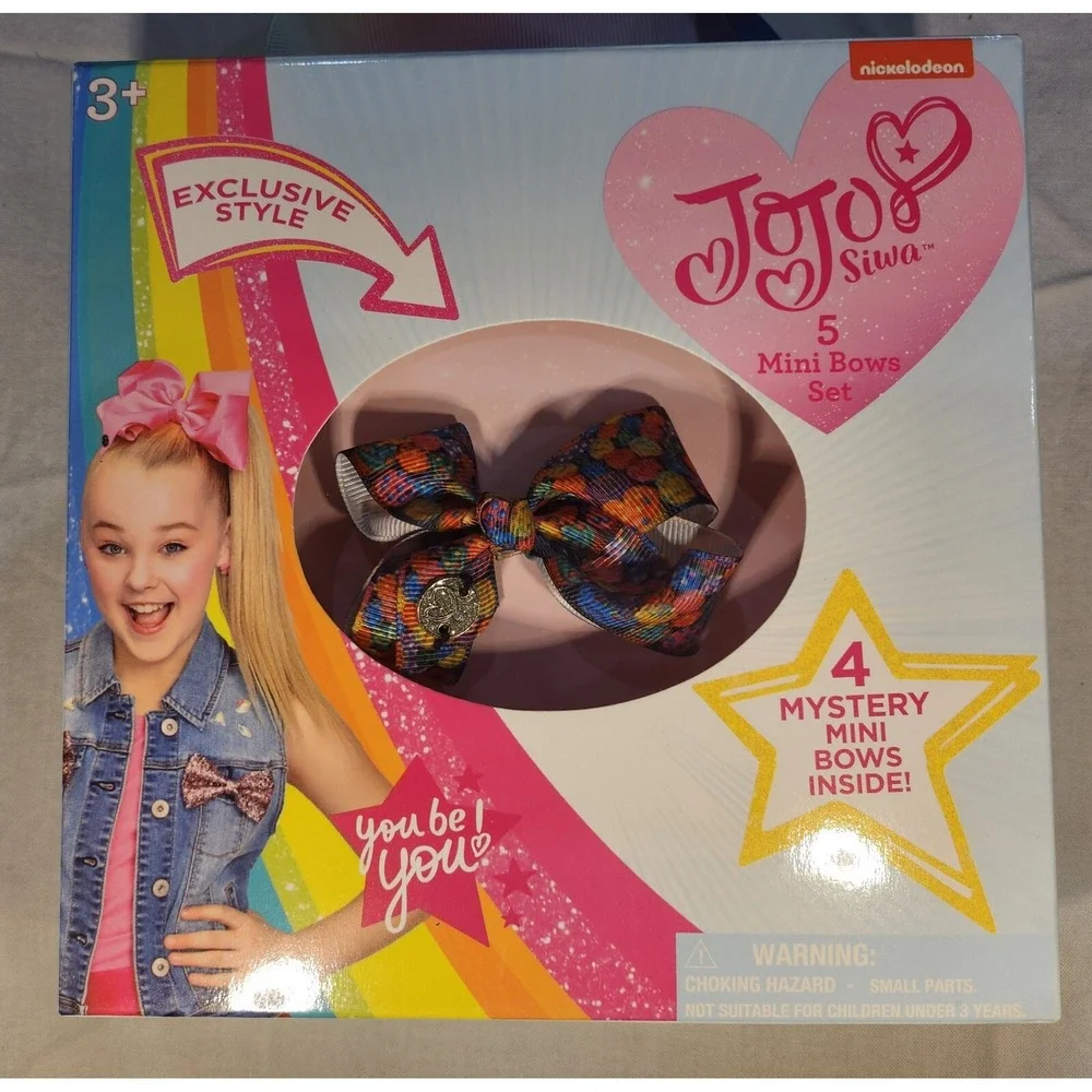 Nickelodeon JoJo Siwa 5 Mini Bow Set & Sequin Pillow Keychain Mystery Pack
